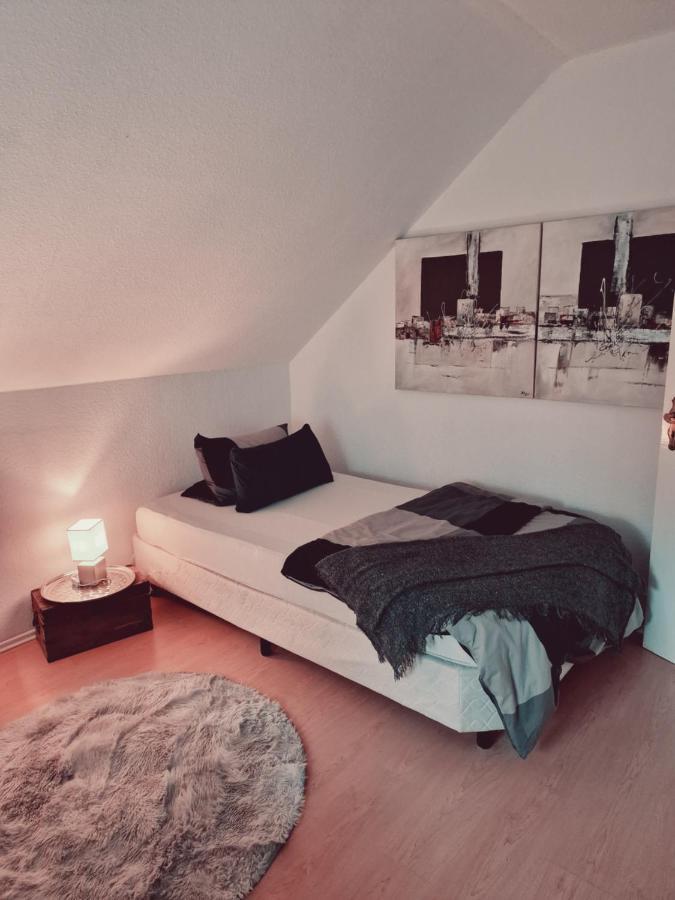 Rosindell Brunnenhaus Apartment Halle  Екстериор снимка